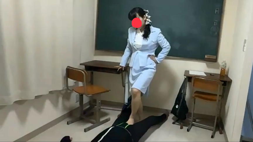 【志摩ことり】生意気な生徒に強烈高速電気アンマで指導 画像10