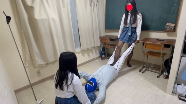 りおなに好きな女子の前で電気アンマで無様に逝かされる 画像2