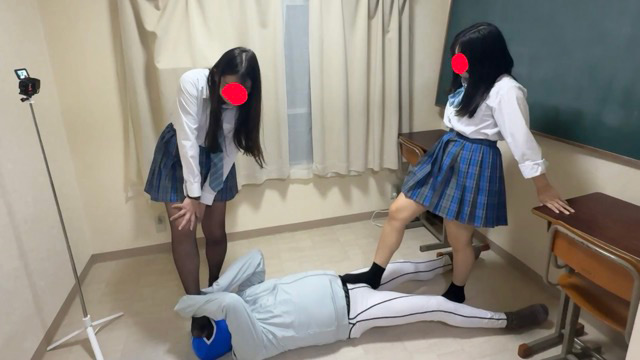 りおなに好きな女子の前で電気アンマで無様に逝かされる 画像7