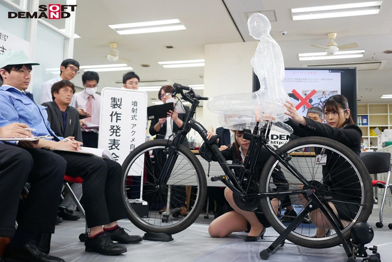 SOD女子社員 アクメ自転車がイクッ！ 2名の女子社員-2