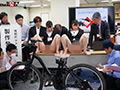 [sodcreate-4916] SOD女子社員 アクメ自転車がイクッ！ 2名の女子社員のキャプチャ画像 3