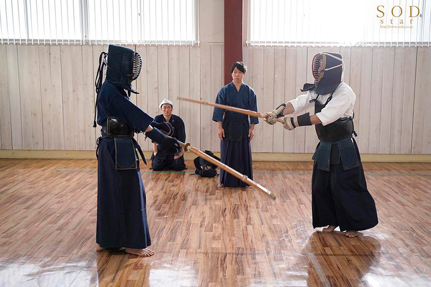 剣道一筋女部長が陰キャ部員の下克上チ●ポに屈服 | アダルトガイドナビ