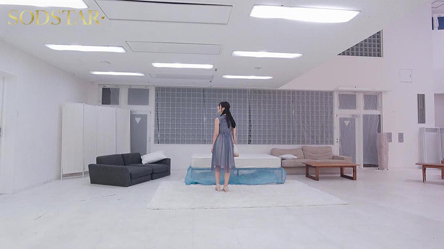 思い出のスタジオで感謝のラストセックス 彩月七緒 3枚目