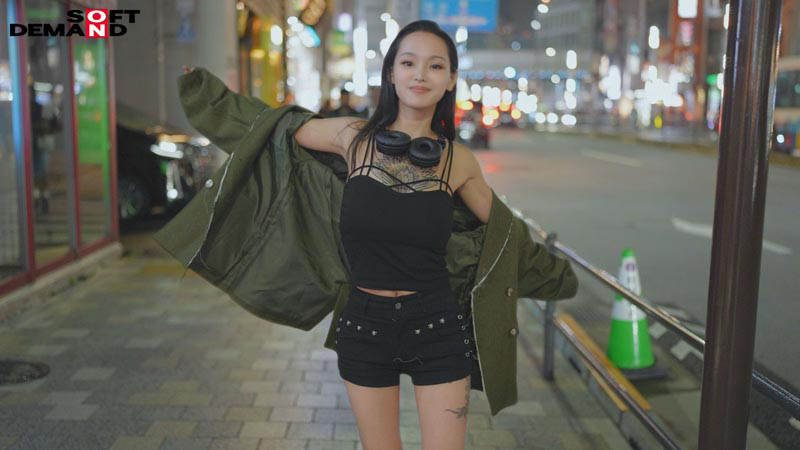 新人 DJ 選元らな(20)AVデビュー【ニュー個撮】 画像3