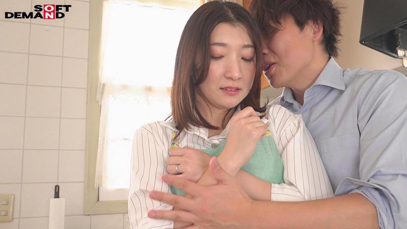 お料理上手な明るいママさんの初不倫体験 有澤まゆか 画像6