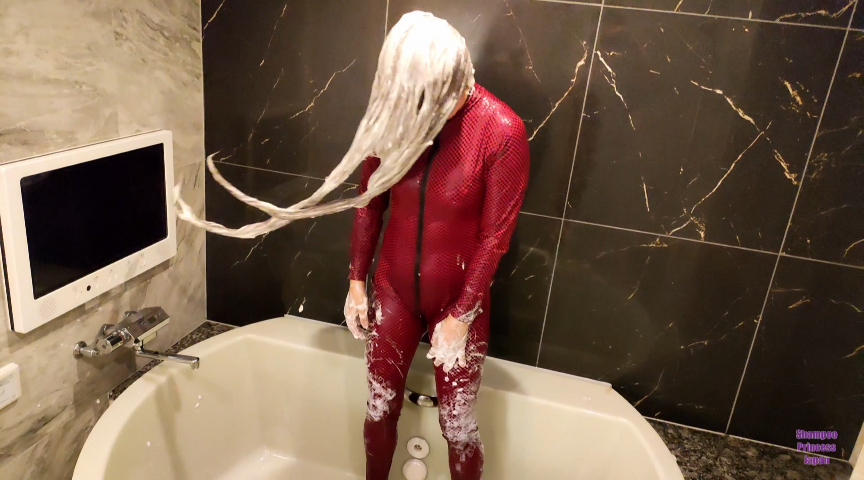 シャンプーを含んだ濡れ髪が、鞭の如く撓る 画像4