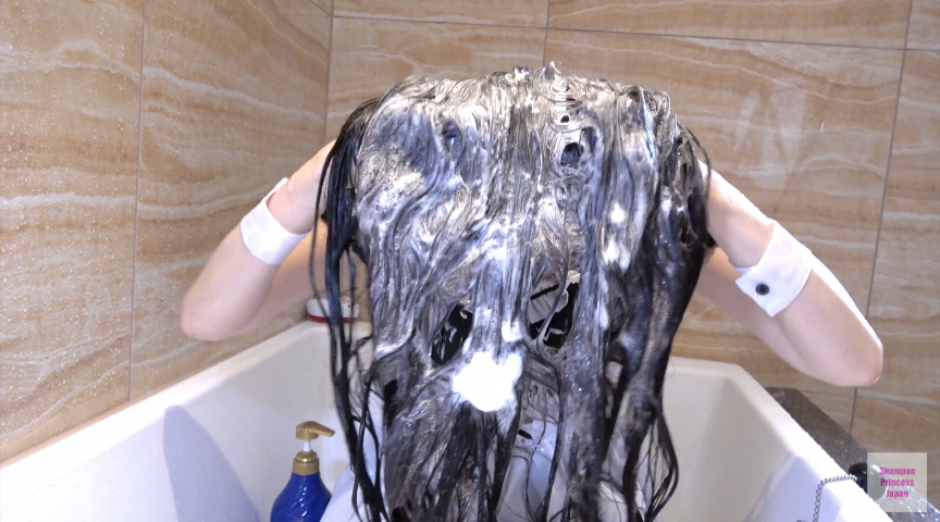 ロングヘアメイド 奉仕後のフォワードシャンプー 画像4