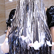 ロングヘアメイド 奉仕後のフォワードシャンプー