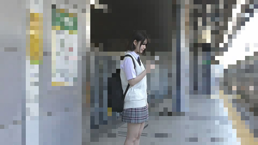 制服娘○○電車外伝 ○○後生本番ハメ撮集11 | フェチマニアのエロ動画Database