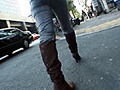 [str-0045]ブーツで歩く女2