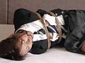 [stsukamae-0005] 制服女性を緊縛、猿轡… りかのキャプチャ画像 10