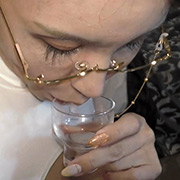Eカップ美人ママ友の激臭オシッコ！強烈な味と臭い！