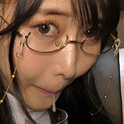 清純派巨乳シスターが豪快に顔面騎乗オシッコ！