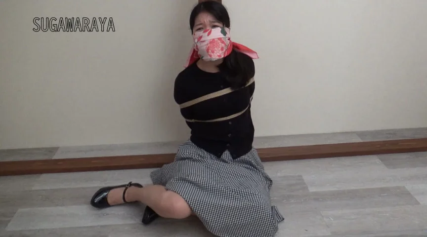 菅原花音 － 不意の拘束猿轡