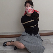 菅原花音 － 不意の拘束猿轡