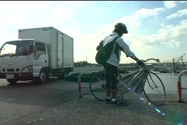 性欲処理現場～トラック野郎と傷心青年の出会い～