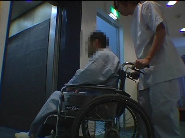 イケメン看護士がしごいてヌイてくれた！ 第二部