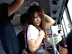 【エロ動画】痴漢バス女子校生 月野りさシチュエーションのエロ画像