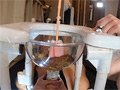 人間便器を容赦無くぶっ壊す女性たち