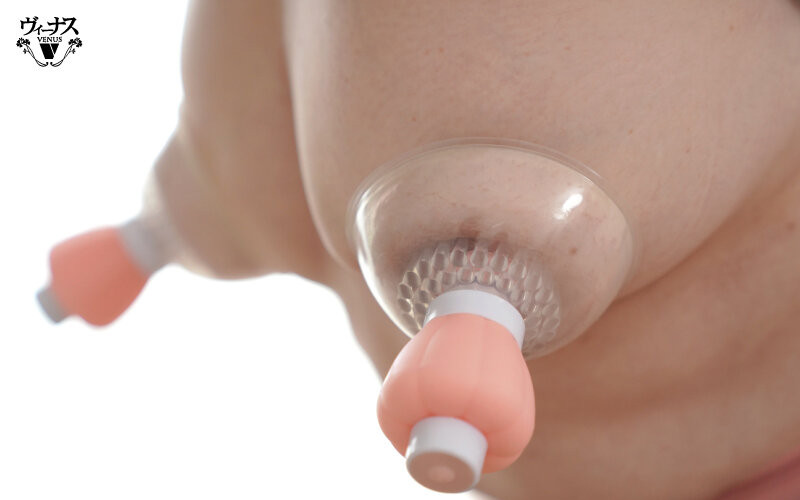 エンドレス乳首攻めで気持ち良くなった母親 翔田千里 2枚目