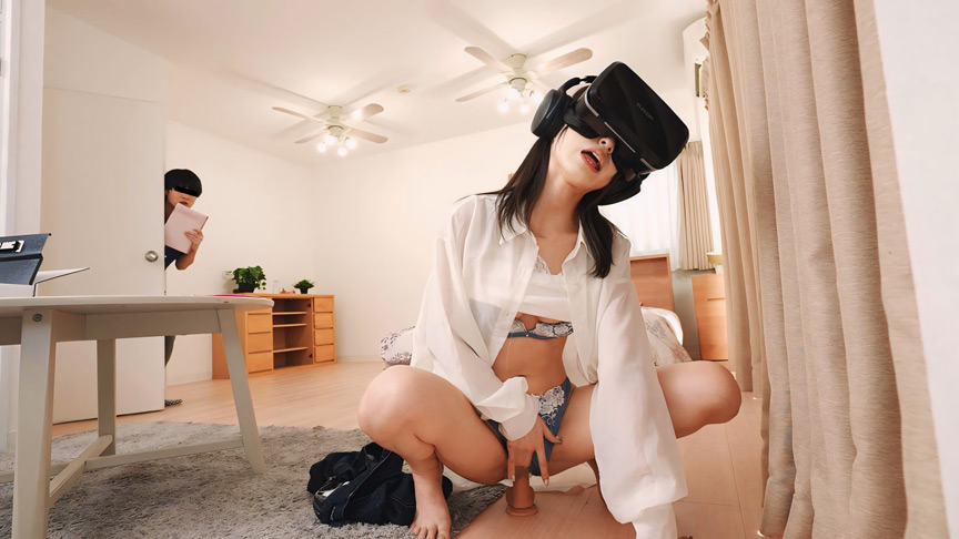 VRオナニーをボクに見られてしまった義姉が手コキ | フェチマニアのエロ動画Search