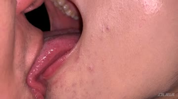 香苗レノン出演作品: ベロチューしてお口に鼻突っ込んでみたw 香苗レノン
