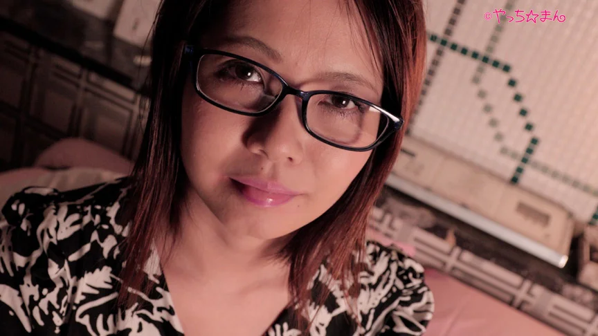 舌ねじ込み鼻フェラ～勢いの良い唾吐き～ しょうこ