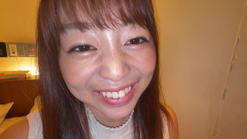 【個人撮影】赤城穂波 初喉チンコ触り＆超長舌を観察 画像1